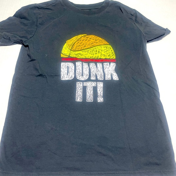 Cat & Jack Dunk It Graphic Tee - Dark Gray youth L 12/14 - Picture 1 of 3